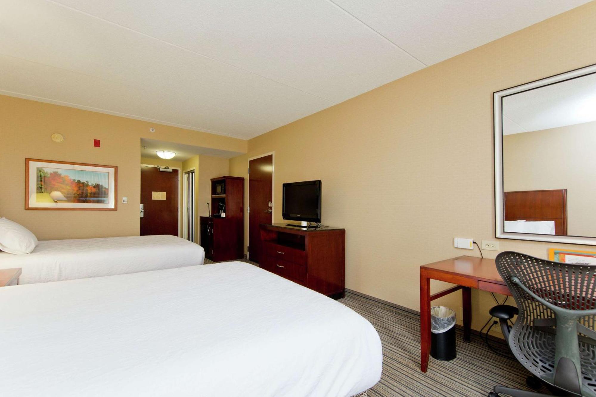 Hilton Garden Inn Winchester Exterior photo