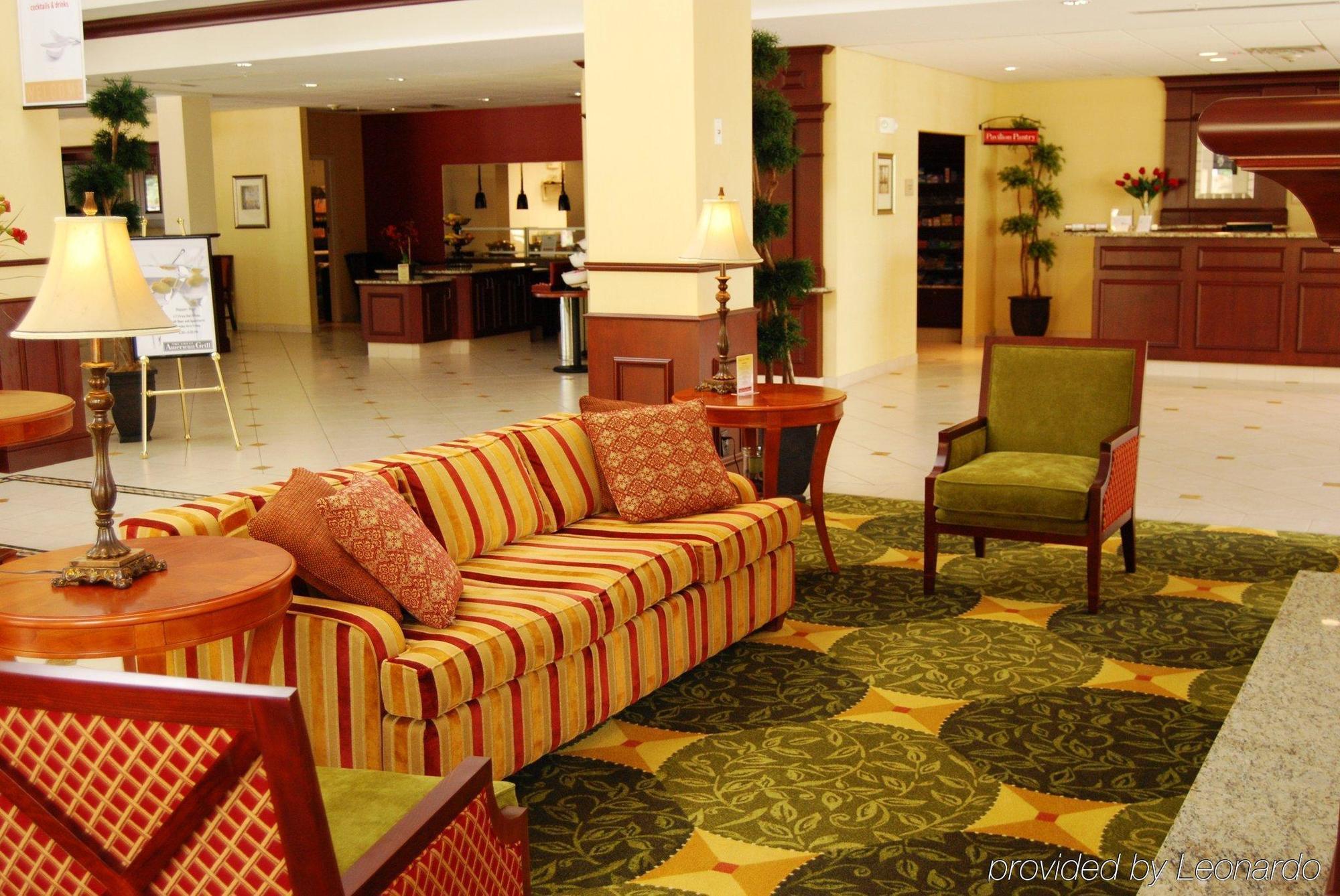 Hilton Garden Inn Winchester Interior photo